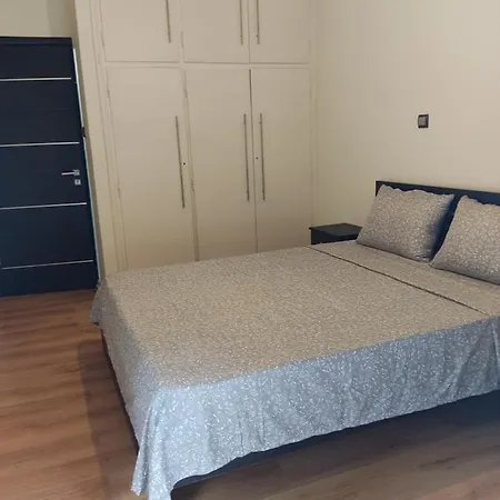 Apartment Saints, Special Offer *